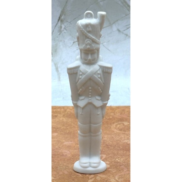 Porcelaines Bernardaud Holiday Ornament Toy Soldier Guard Limoges White Orig Box - Picture 5 of 15